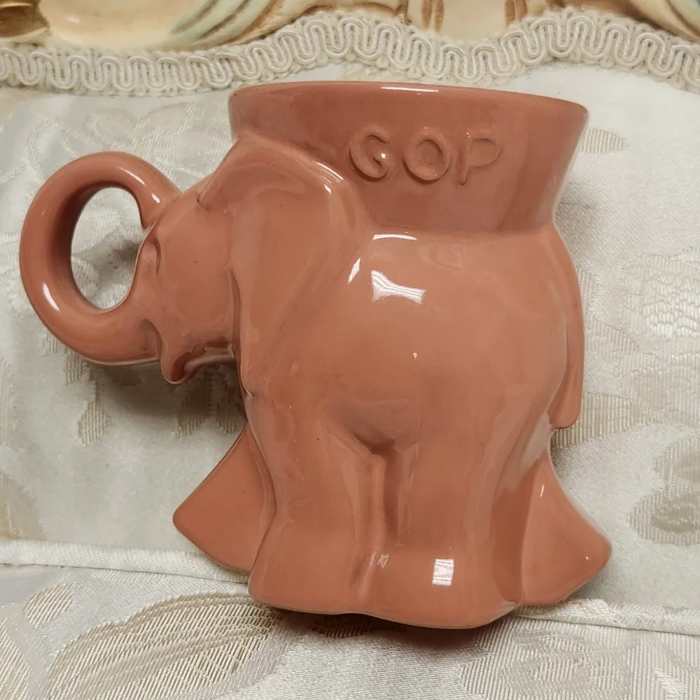 2000 Frankoma Elephant mug
